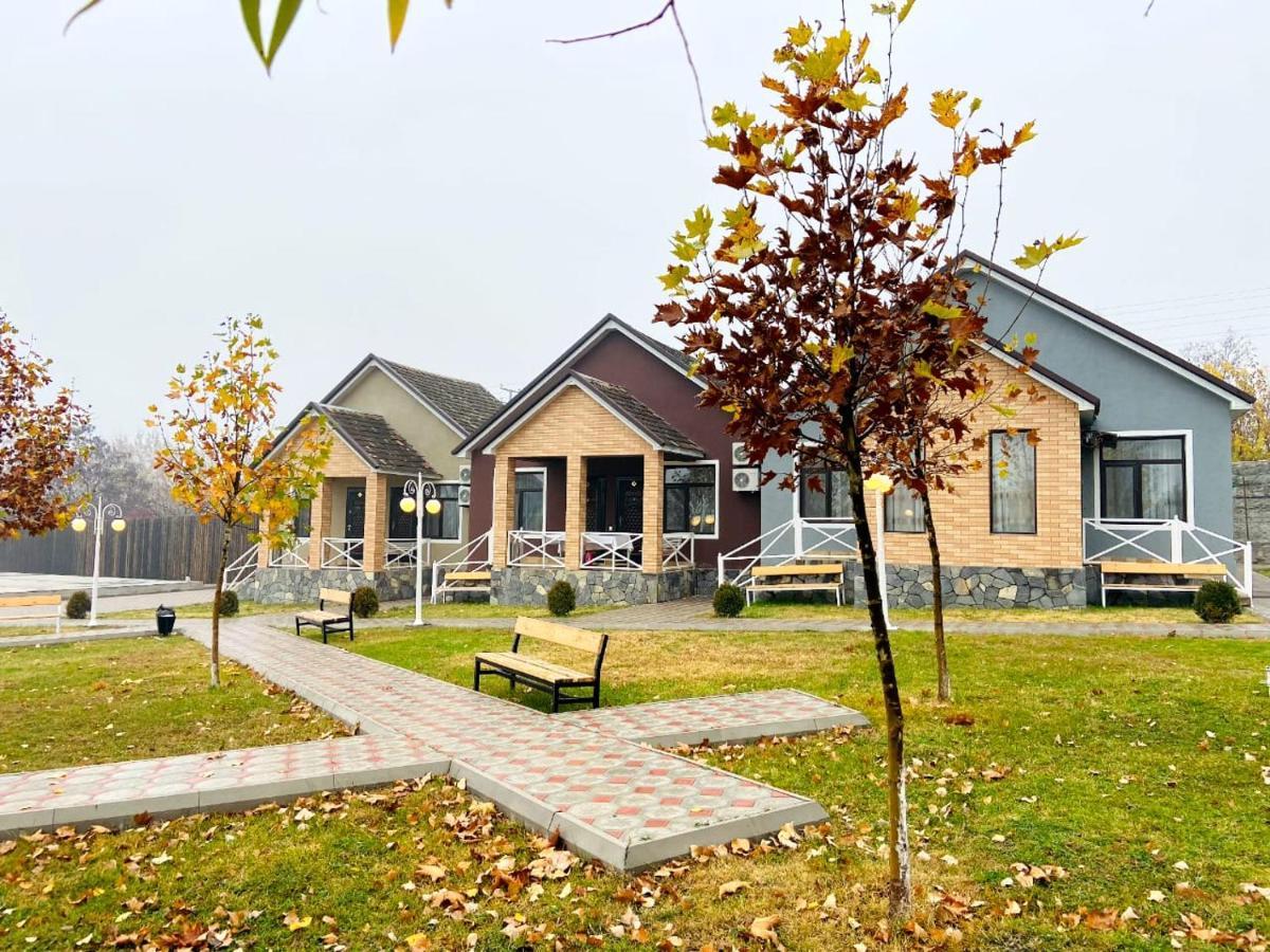 Tulpan Hotel Sheki Exterior photo