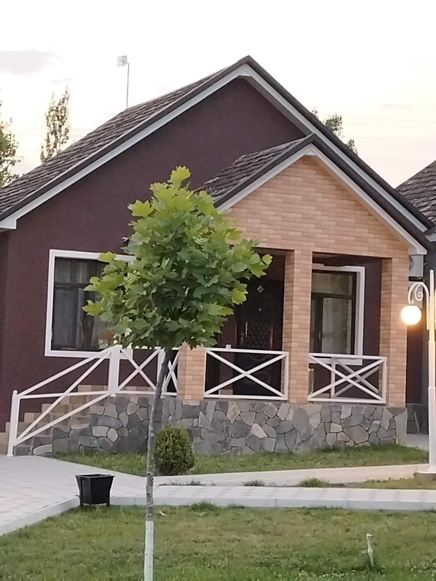 Tulpan Hotel Sheki Exterior photo